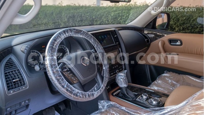 Big with watermark nissan patrol ashanti import dubai 50553