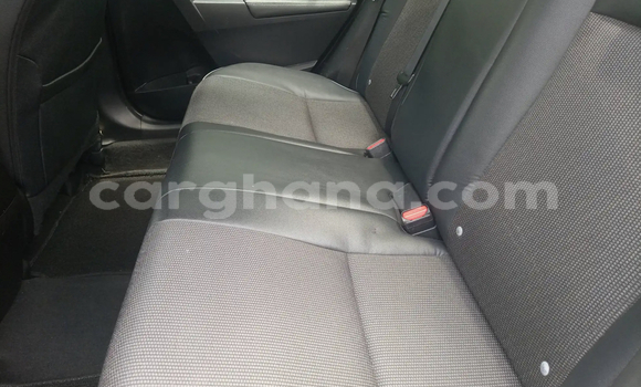 Ra Àlòkù Toyota Corolla funfun Ọkọ̀ in Accra ni Greater Accra Ra Àlòkù Toyota Corolla funfun Ọkọ̀ in Accra ni Greater Accra