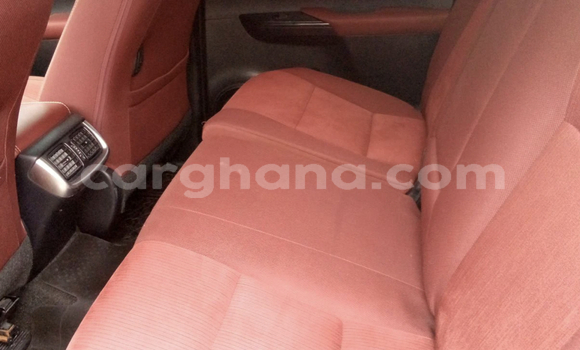 Ra Àlòkù Toyota Hilux funfun Ọkọ̀ in Accra ni Greater Accra Ra Àlòkù Toyota Hilux funfun Ọkọ̀ in Accra ni Greater Accra