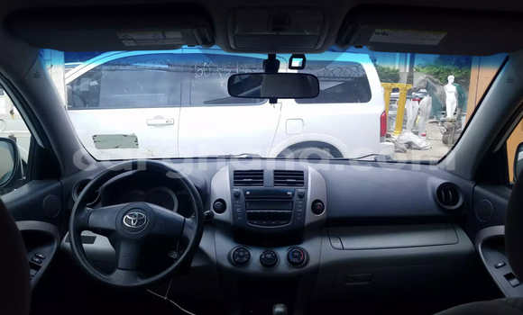Buy Used Toyota RAV4 White Car in Accra in Greater Accra Buy Used Toyota RAV4 White Car in Accra in Greater Accra