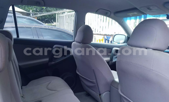 Buy Used Toyota RAV4 White Car in Accra in Greater Accra Buy Used Toyota RAV4 White Car in Accra in Greater Accra