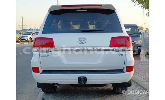 Ra Imported Toyota Land Cruiser funfun Ọkọ̀ in Import - Dubai ni Ashanti Ra Imported Toyota Land Cruiser funfun Ọkọ̀ in Import - Dubai ni Ashanti