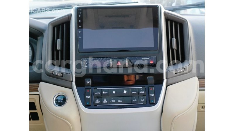 Big with watermark toyota land cruiser ashanti import dubai 50589