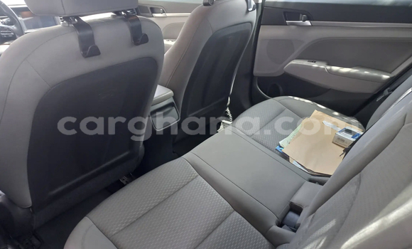 Ra Àlòkù Hyundai Elantra Silver Ọkọ̀ in Accra ni Greater Accra Ra Àlòkù Hyundai Elantra Silver Ọkọ̀ in Accra ni Greater Accra