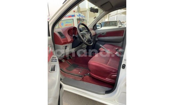 Ra Imported Toyota Hilux funfun Ọkọ̀ in Import - Dubai ni Ashanti Ra Imported Toyota Hilux funfun Ọkọ̀ in Import - Dubai ni Ashanti