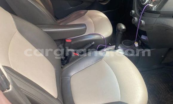 Ra Àlòkù Chevrolet Spark Brown Ọkọ̀ in Accra ni Greater Accra Ra Àlòkù Chevrolet Spark Brown Ọkọ̀ in Accra ni Greater Accra