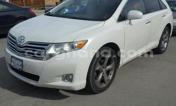 Ra Àlòkù Toyota Venza funfun Ọkọ̀ in Kumasi ni Ashanti