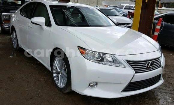 Ra Àlòkù Lexus ES funfun Ọkọ̀ in Kumasi ni Ashanti