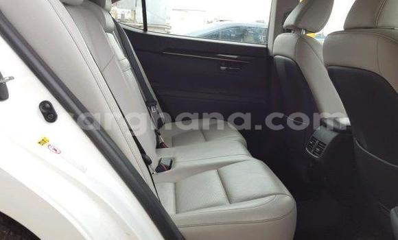 Sayi Na hannu Lexus ES White Mota in Kumasi a Ashanti Sayi Na hannu Lexus ES White Mota in Kumasi a Ashanti