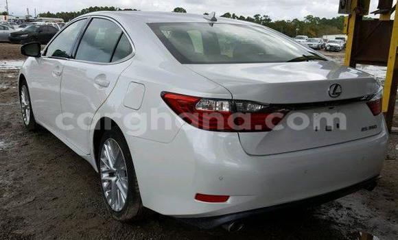 Sayi Na hannu Lexus ES White Mota in Kumasi a Ashanti Sayi Na hannu Lexus ES White Mota in Kumasi a Ashanti