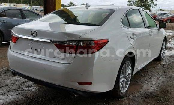 Sayi Na hannu Lexus ES White Mota in Kumasi a Ashanti Sayi Na hannu Lexus ES White Mota in Kumasi a Ashanti