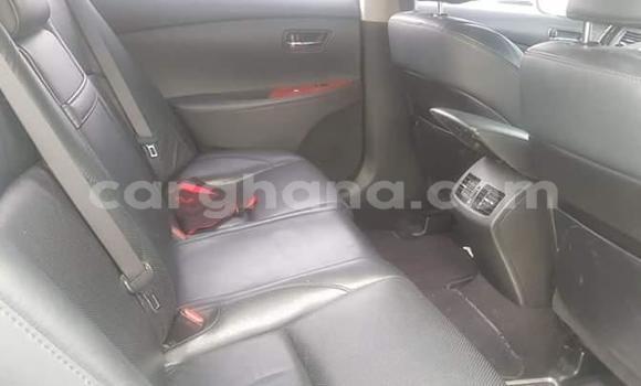 Sayi Na hannu Lexus ES Azurfa Mota in Accra a Greater Accra Sayi Na hannu Lexus ES Azurfa Mota in Accra a Greater Accra