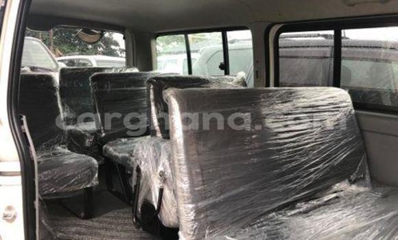 Buy Used Toyota Hiace White Car in Accra in Greater Accra Buy Used Toyota Hiace White Car in Accra in Greater Accra