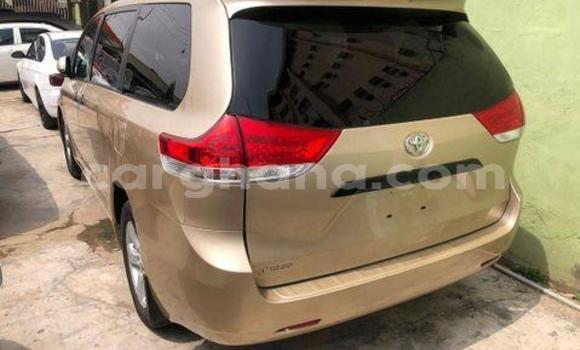 Buy Used Toyota Sienna Other Car in Accra in Greater Accra Buy Used Toyota Sienna Other Car in Accra in Greater Accra