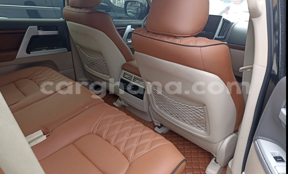 Sayi Na hannu Toyota Land Cruiser Black Mota in Accra a Greater Accra Sayi Na hannu Toyota Land Cruiser Black Mota in Accra a Greater Accra