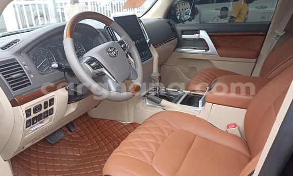 Sayi Na hannu Toyota Land Cruiser Black Mota in Accra a Greater Accra Sayi Na hannu Toyota Land Cruiser Black Mota in Accra a Greater Accra