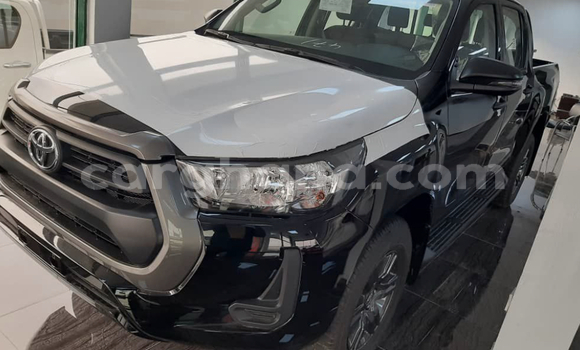Ra Àlòkù Toyota RAV4 Black Ọkọ̀ in Accra ni Greater Accra