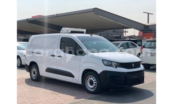 Ra Imported Peugeot Partner funfun Ọkọ̀ in Import - Dubai ni Ashanti Ra Imported Peugeot Partner funfun Ọkọ̀ in Import - Dubai ni Ashanti