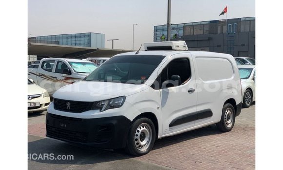 Ra Imported Peugeot Partner funfun Ọkọ̀ in Import - Dubai ni Ashanti Ra Imported Peugeot Partner funfun Ọkọ̀ in Import - Dubai ni Ashanti