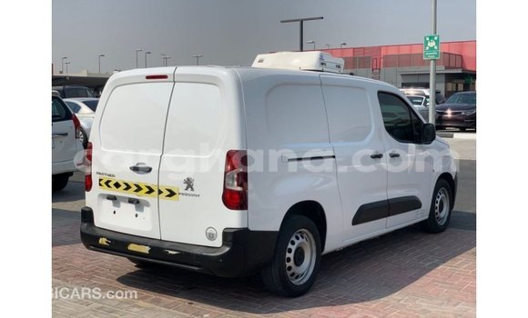 Ra Imported Peugeot Partner funfun Ọkọ̀ in Import - Dubai ni Ashanti Ra Imported Peugeot Partner funfun Ọkọ̀ in Import - Dubai ni Ashanti