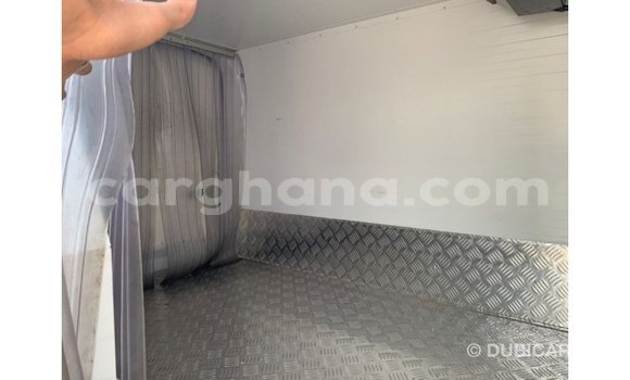 Ra Imported Peugeot Partner funfun Ọkọ̀ in Import - Dubai ni Ashanti Ra Imported Peugeot Partner funfun Ọkọ̀ in Import - Dubai ni Ashanti