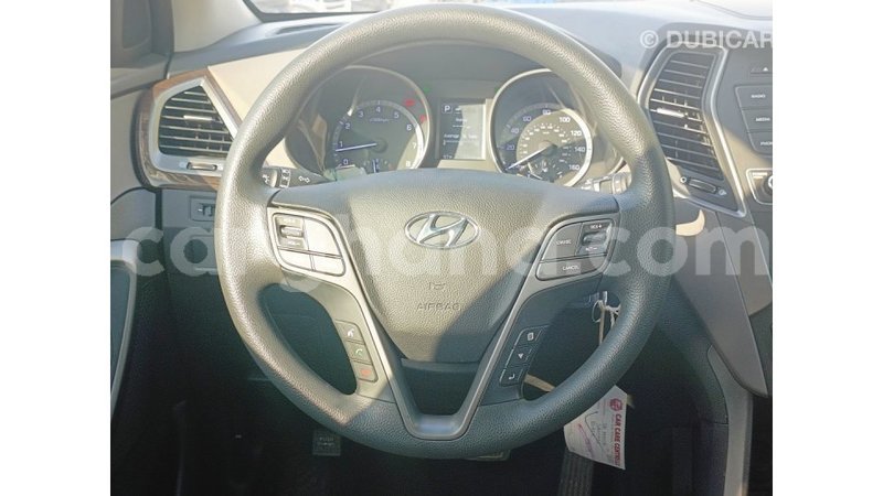 Big with watermark hyundai santa fe ashanti import dubai 50724