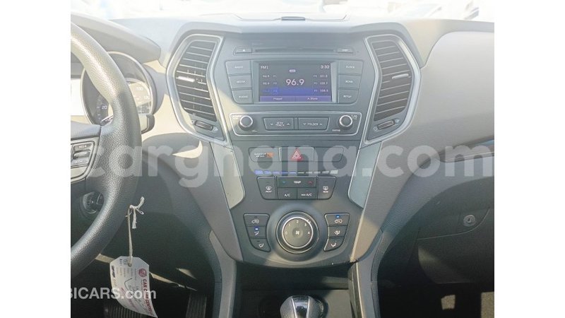 Big with watermark hyundai santa fe ashanti import dubai 50724