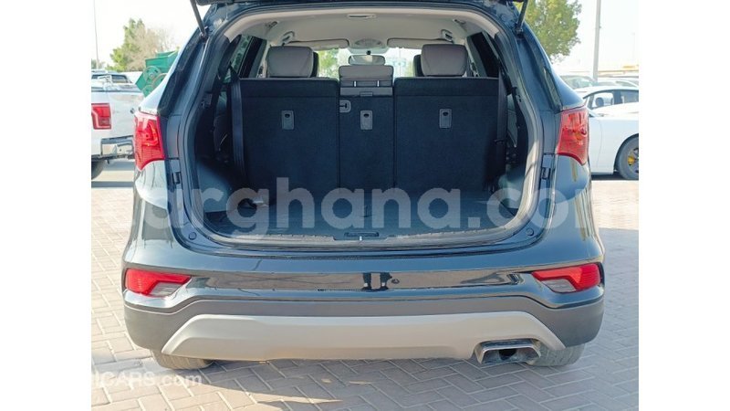 Big with watermark hyundai santa fe ashanti import dubai 50724