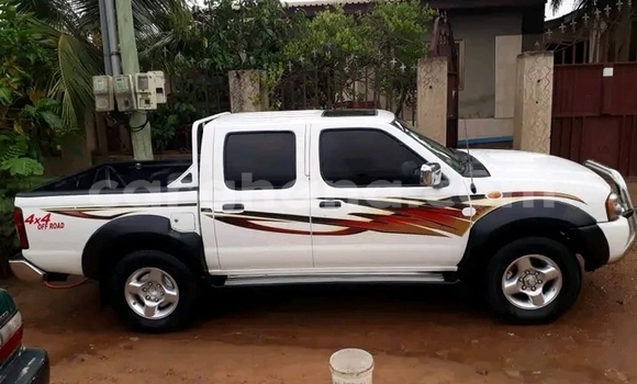 Ra Àlòkù Nissan Navara Miiran Ọkọ̀ in Accra ni Greater Accra Ra Àlòkù Nissan Navara Miiran Ọkọ̀ in Accra ni Greater Accra