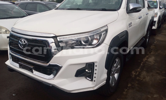 Buy Used Toyota Hilux White Car in Accra in Greater Accra