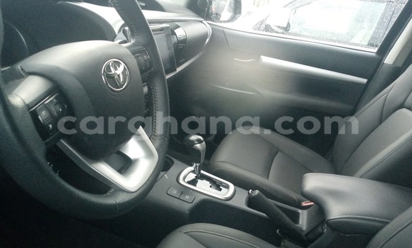 Buy Used Toyota Hilux Black Car in Accra in Greater Accra Buy Used Toyota Hilux Black Car in Accra in Greater Accra