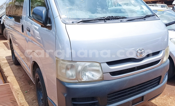 Sayi Na hannu Toyota Hiace Azurfa Mota in Accra a Greater Accra Sayi Na hannu Toyota Hiace Azurfa Mota in Accra a Greater Accra