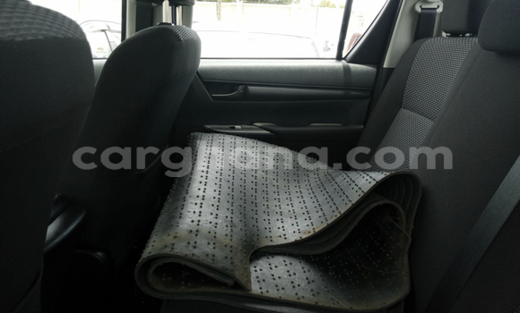 Ra Àlòkù Toyota Hilux Black Ọkọ̀ in Accra ni Greater Accra Ra Àlòkù Toyota Hilux Black Ọkọ̀ in Accra ni Greater Accra