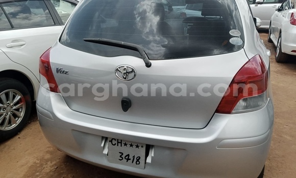 Ra Àlòkù Toyota Vitz Silver Ọkọ̀ in Accra ni Greater Accra Ra Àlòkù Toyota Vitz Silver Ọkọ̀ in Accra ni Greater Accra