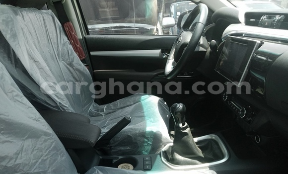 Buy Used Toyota Hilux Silver Car in Accra in Greater Accra Buy Used Toyota Hilux Silver Car in Accra in Greater Accra