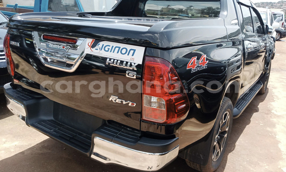 Sayi Na hannu Toyota Hilux Black Mota in Accra a Greater Accra Sayi Na hannu Toyota Hilux Black Mota in Accra a Greater Accra