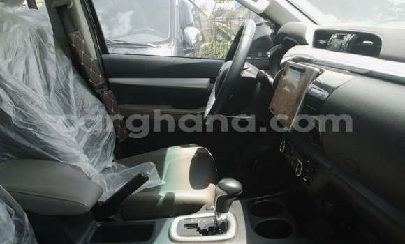 Sayi Na hannu Toyota Hilux Blue Mota in Accra a Greater Accra Sayi Na hannu Toyota Hilux Blue Mota in Accra a Greater Accra