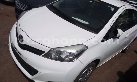 Buy Used Toyota Vitz White Car in Accra in Greater Accra