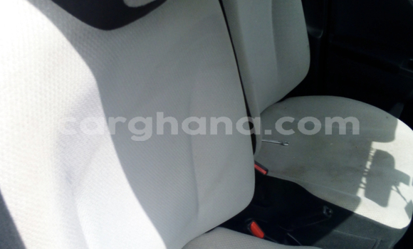 Buy Used Toyota Vitz White Car in Accra in Greater Accra Buy Used Toyota Vitz White Car in Accra in Greater Accra