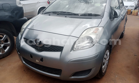 Buy Used Toyota Vitz Silver Car in Accra in Greater Accra Buy Used Toyota Vitz Silver Car in Accra in Greater Accra