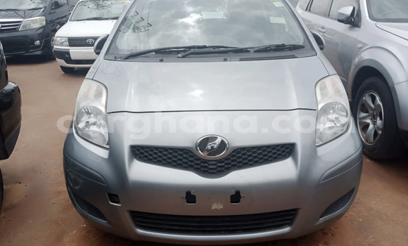 Buy Used Toyota Vitz Silver Car in Accra in Greater Accra Buy Used Toyota Vitz Silver Car in Accra in Greater Accra