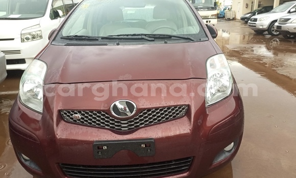 Sayi Na hannu Toyota Vitz Brown Mota in Accra a Greater Accra Sayi Na hannu Toyota Vitz Brown Mota in Accra a Greater Accra