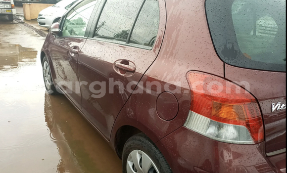 Sayi Na hannu Toyota Vitz Brown Mota in Accra a Greater Accra Sayi Na hannu Toyota Vitz Brown Mota in Accra a Greater Accra