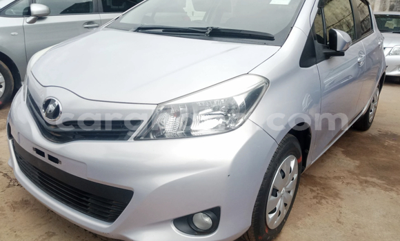 Sayi Na hannu Toyota Vitz Azurfa Mota in Accra a Greater Accra Sayi Na hannu Toyota Vitz Azurfa Mota in Accra a Greater Accra