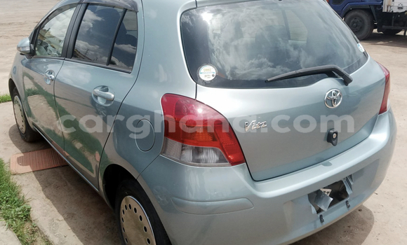 Sayi Na hannu Toyota Vitz Azurfa Mota in Accra a Greater Accra Sayi Na hannu Toyota Vitz Azurfa Mota in Accra a Greater Accra