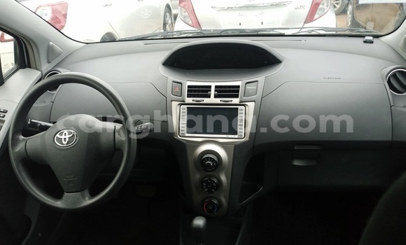 Sayi Na hannu Toyota Vitz Azurfa Mota in Accra a Greater Accra Sayi Na hannu Toyota Vitz Azurfa Mota in Accra a Greater Accra