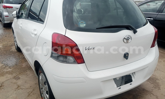 Buy Used Toyota Vitz White Car in Accra in Greater Accra Buy Used Toyota Vitz White Car in Accra in Greater Accra