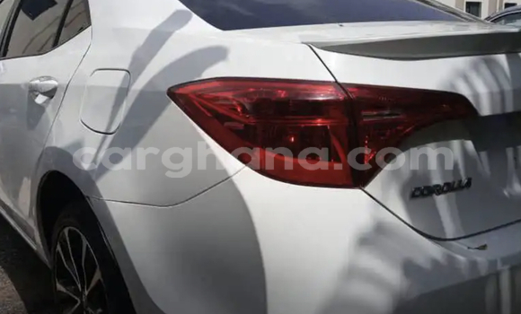 Buy Used Toyota Corolla White Car in Accra in Greater Accra Buy Used Toyota Corolla White Car in Accra in Greater Accra