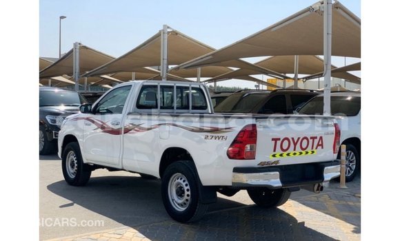 Ra Imported Toyota Hilux funfun Ọkọ̀ in Import - Dubai ni Ashanti Ra Imported Toyota Hilux funfun Ọkọ̀ in Import - Dubai ni Ashanti