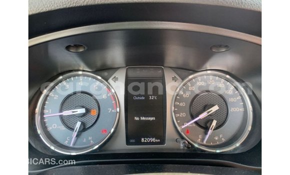 Ra Imported Toyota Hilux funfun Ọkọ̀ in Import - Dubai ni Ashanti Ra Imported Toyota Hilux funfun Ọkọ̀ in Import - Dubai ni Ashanti